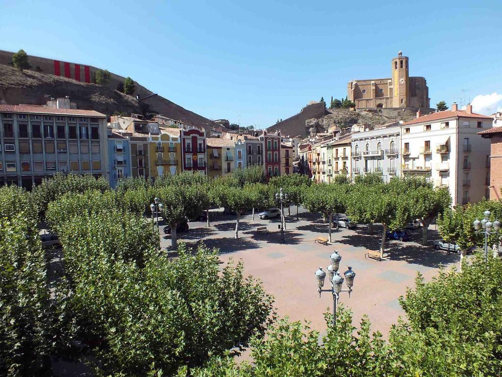 Appartement Ático del Holandés à Balaguer Chambre photo